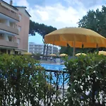 Viale Dei Pini For 6 Apartament Rosolina Mare
