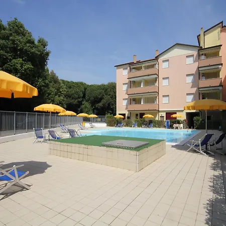 Viale Dei Pini For 6 * Rosolina Mare