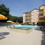 Viale Dei Pini For 6 * Rosolina Mare