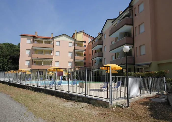 Appartement Viale Dei Pini For 6 *