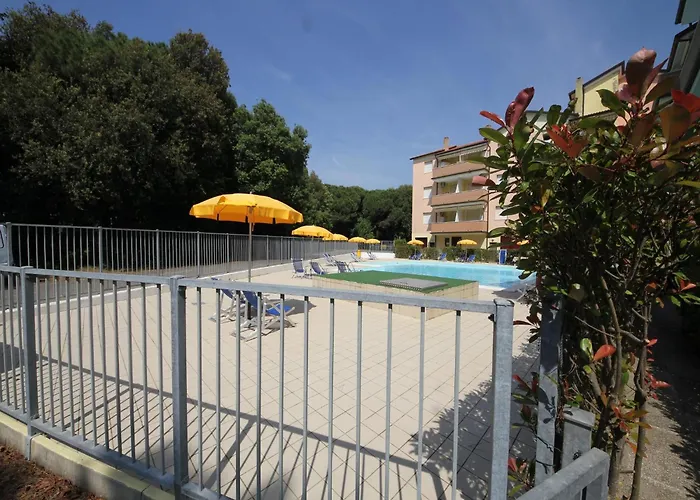 Viale Dei Pini For 6 Appartement